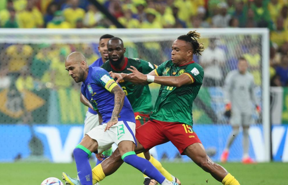 喀麦隆国家男子足球队赛事,喀麦隆世界杯,巴西队,小组赛,阿布巴卡尔
