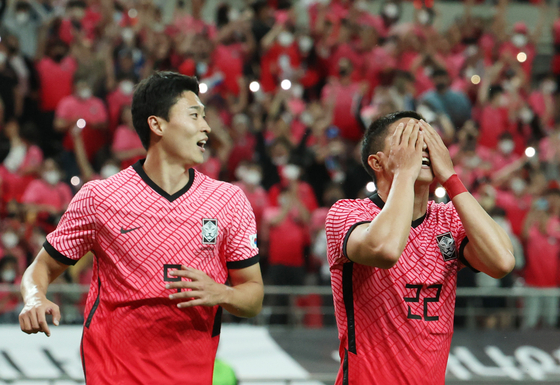 世界杯抽签:瓦伦西亚不败黄谦客场难胜韩国国家足球队