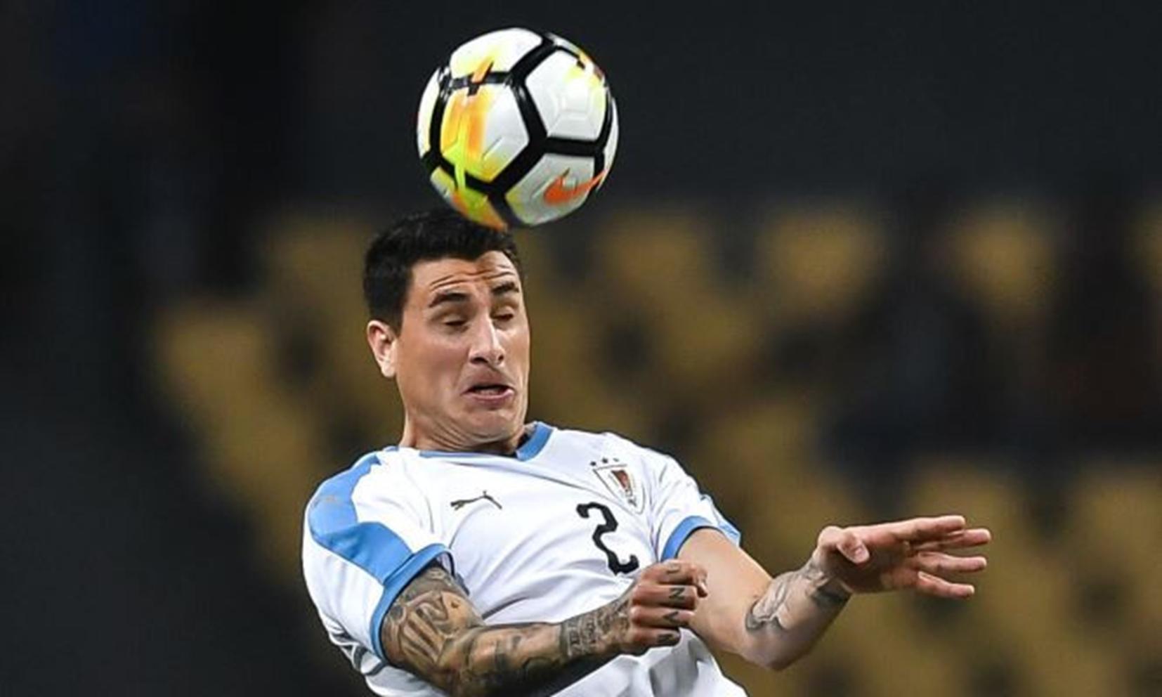 世界杯战报世界杯2-1巴列卡诺登顶克罗斯立功本泽马进球乌拉圭