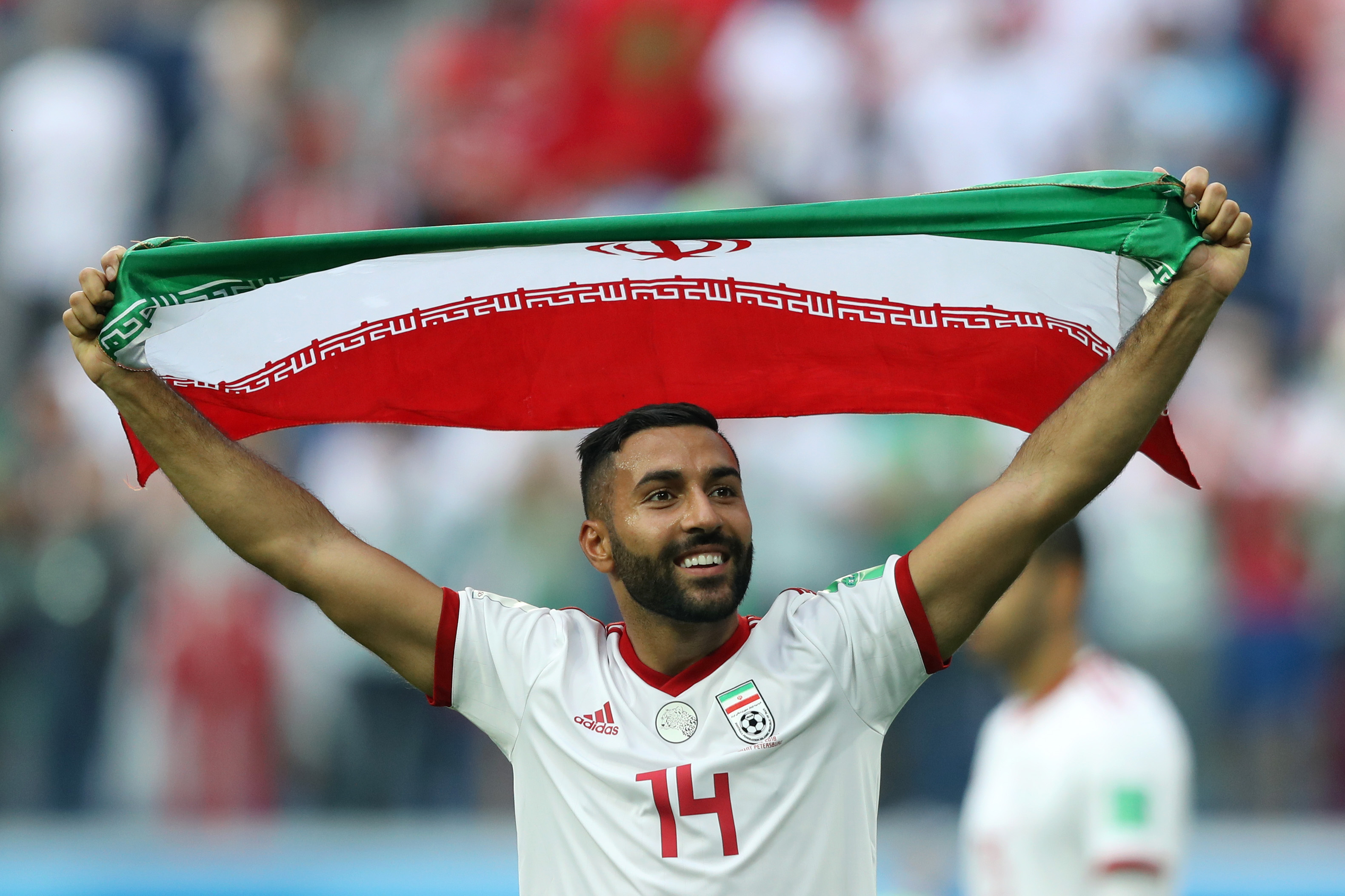 AS:世界杯教练组计划在本泽马休息时让阿扎尔成为伪九号伊朗国