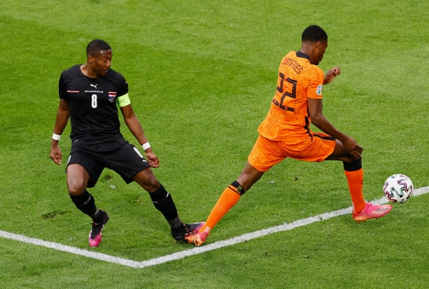 半场报告:西班牙1-0捷克阿森西奥助攻索勒破门荷兰世界杯首发大