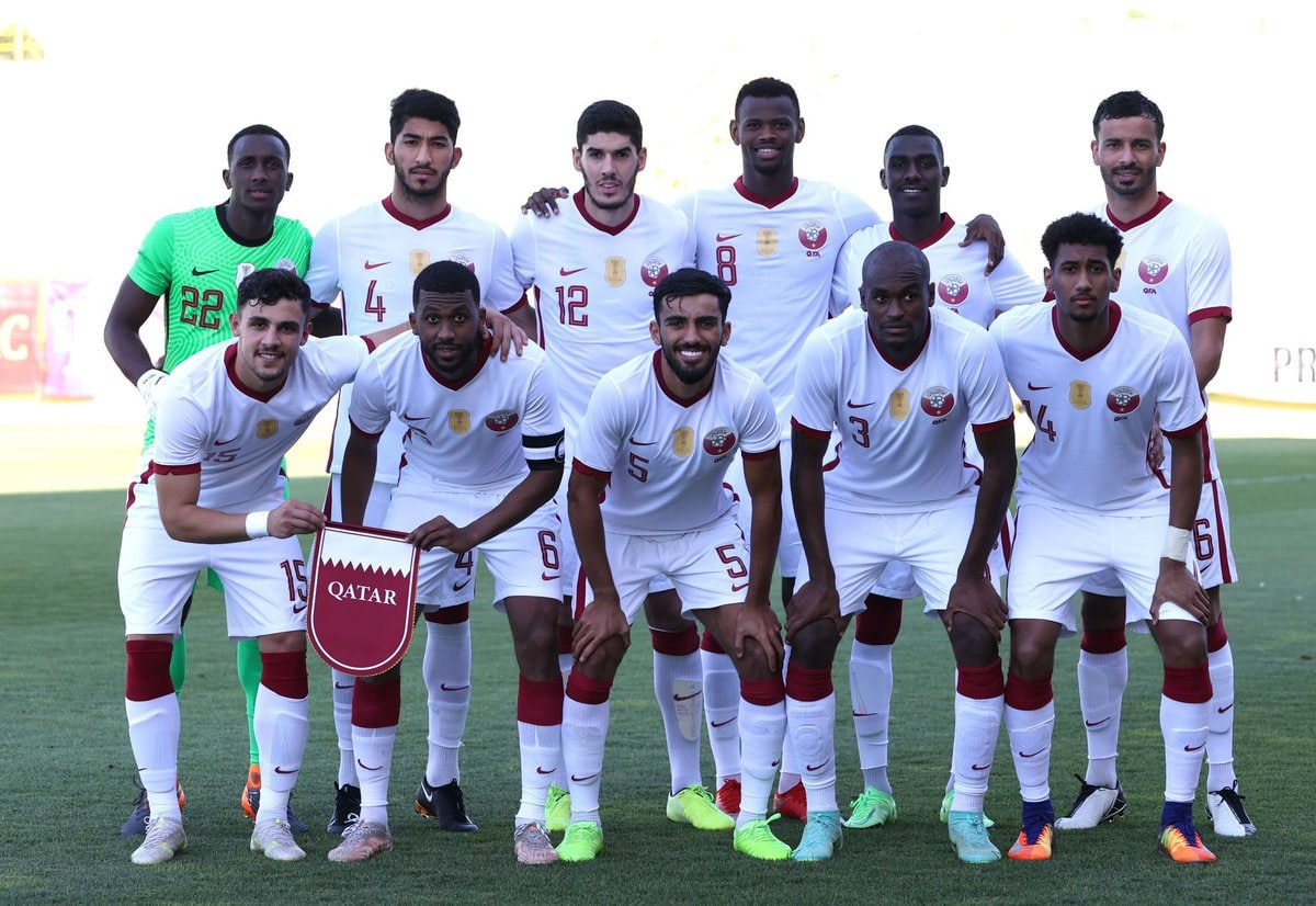 卡塔尔球队首次亮相世界杯，迎战厄瓜多尔队拉开揭幕战
