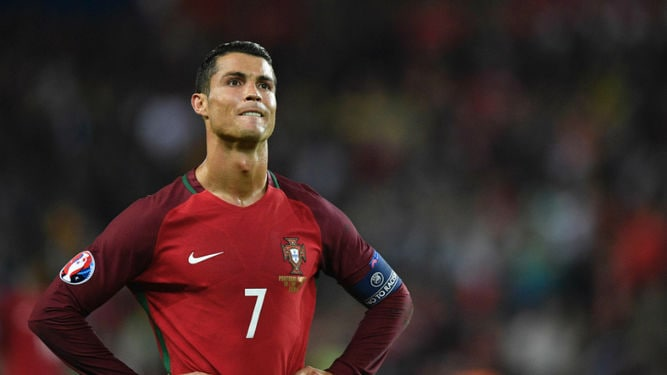 葡萄牙队出征世界杯，首秀虽然险胜仍赢得开门红
