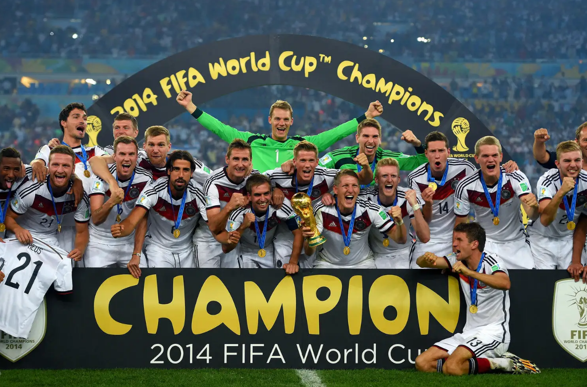 德国队比赛状况，所在小组没有球队晋级世界杯八强