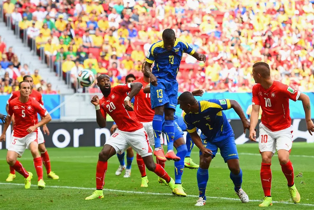 厄瓜多尔队阵容比赛，对战塞内加尔，后者以世界杯小组第二顺