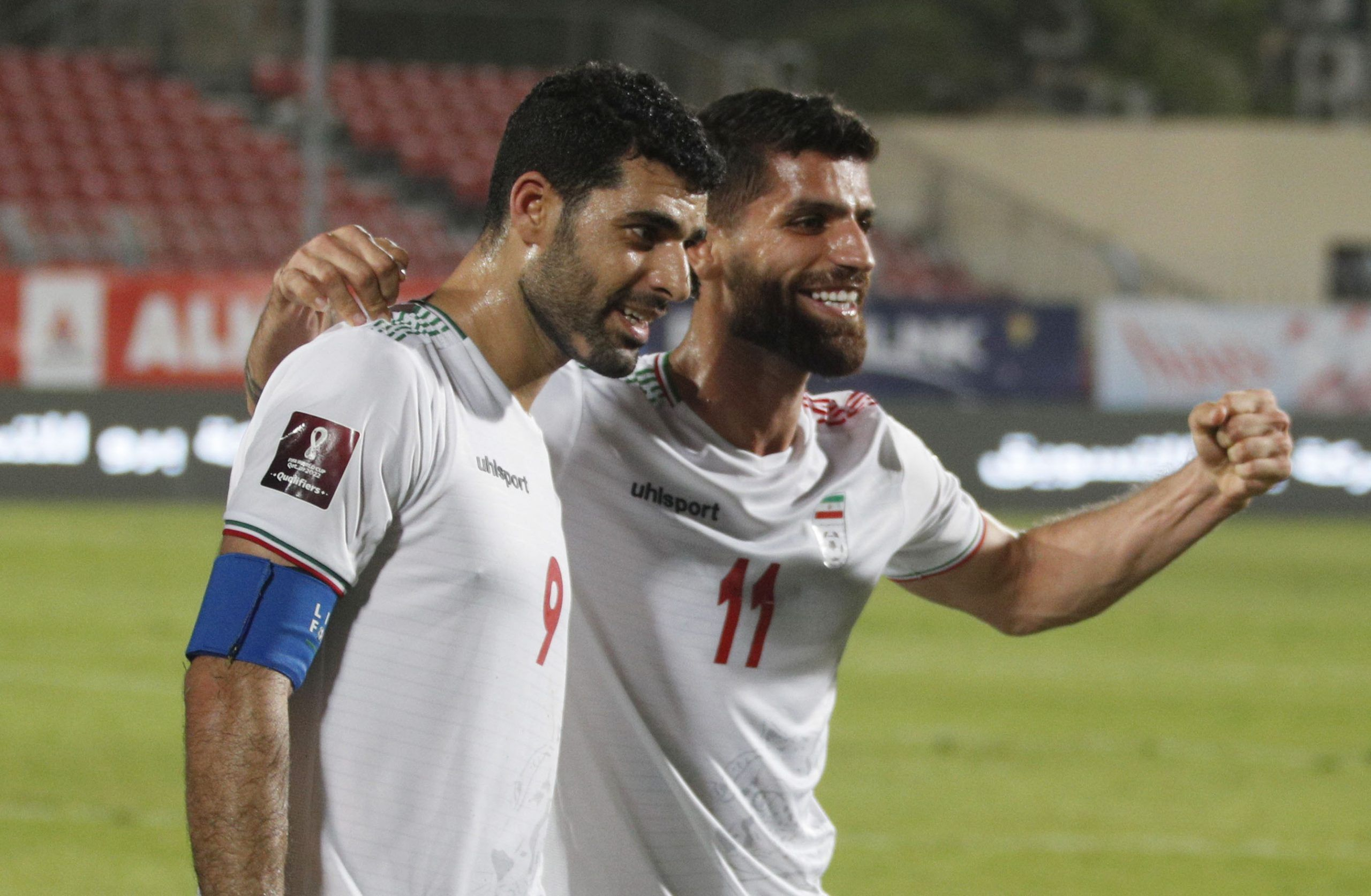 伊朗队首战比分2:6惨案背后的故事，世界杯上拒唱国歌