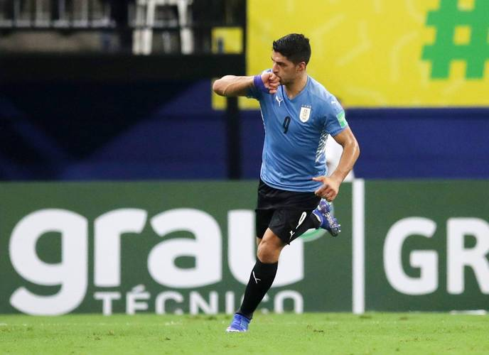 乌拉圭国家男子足球队被3个点球黑死，世界杯小组赛遭淘汰出局