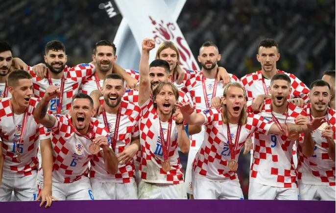 克罗地亚世界杯赛事结束后，受到本国球迷的热烈欢迎