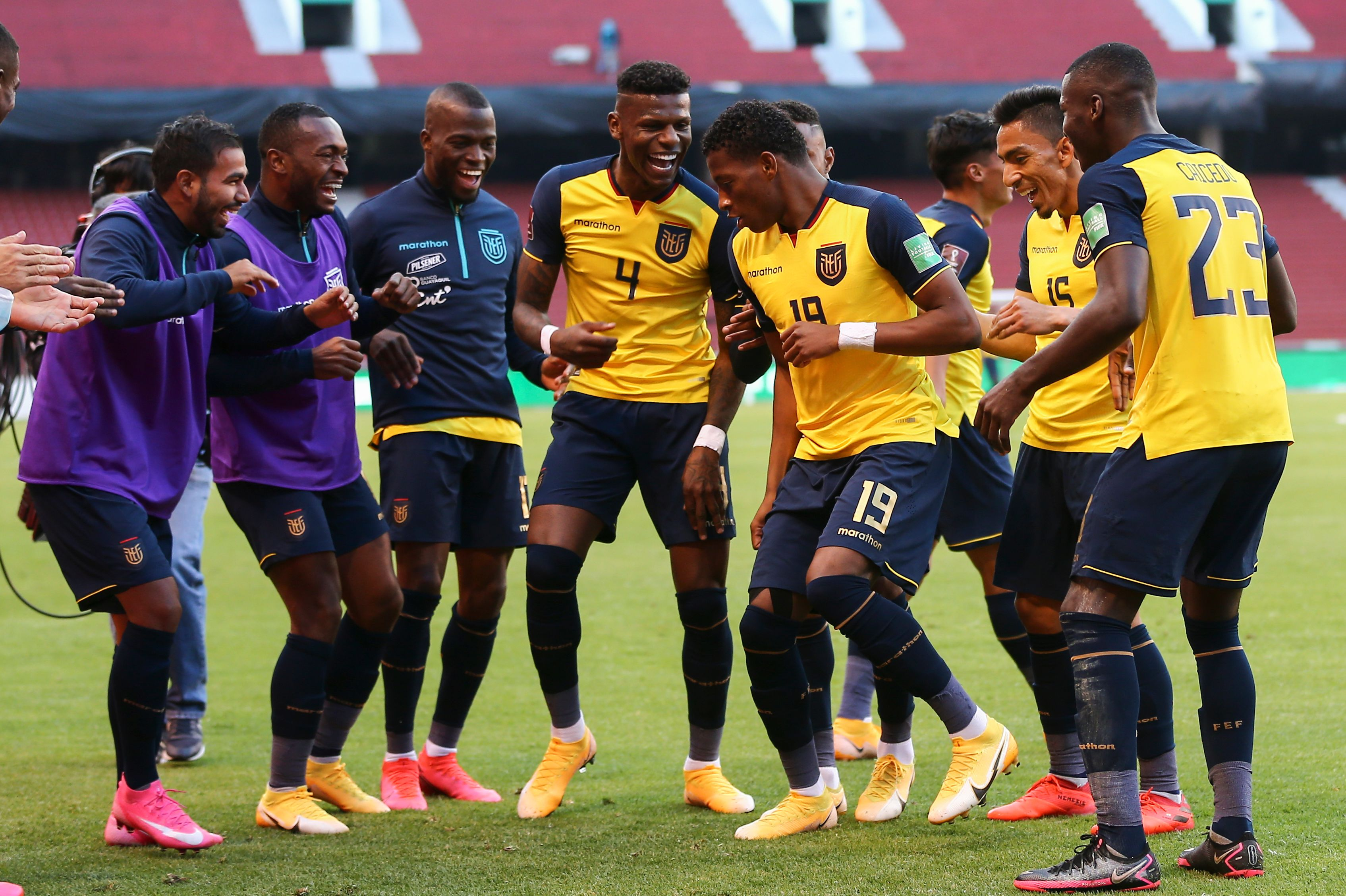 厄瓜多尔队在卡塔尔世界杯揭幕战中以2∶0成绩战胜卡塔尔
