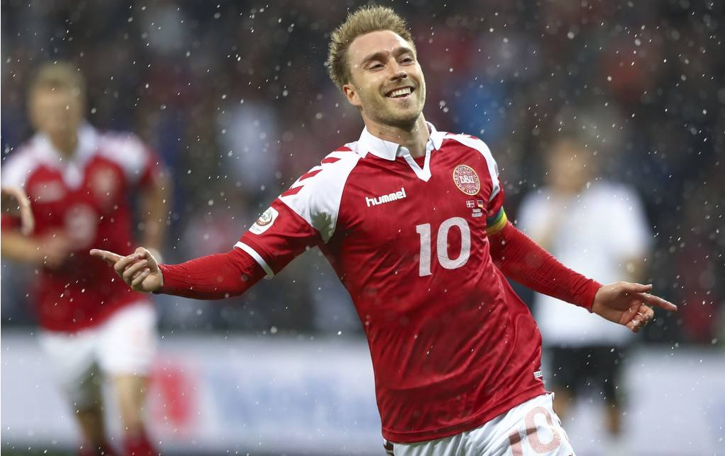 丹麦国家男子足球队，在世界杯以小组垫底的成绩出局