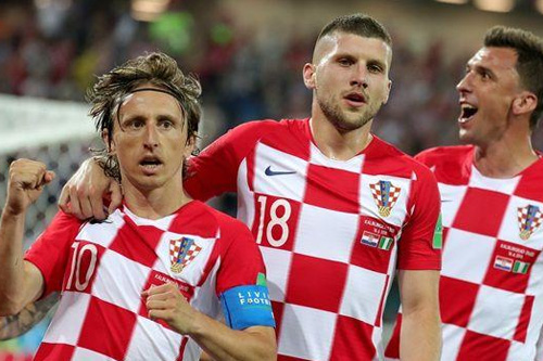 克罗地亚足球队再次刷新历史他们距离世界杯冠军很近