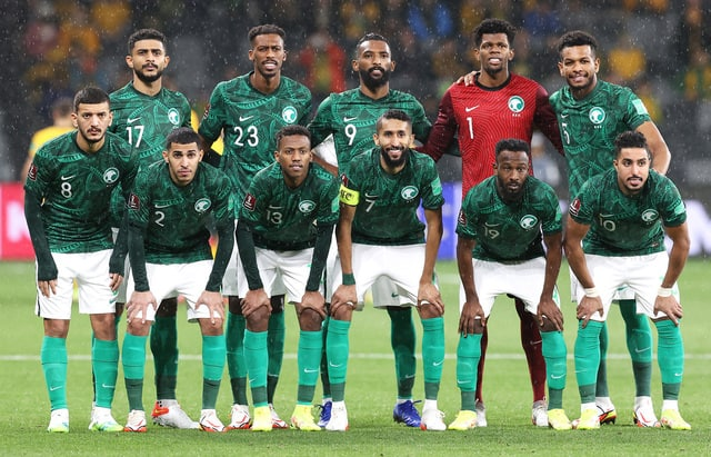 沙特世界杯一战封神,达成本赛季亚洲球队首胜成就