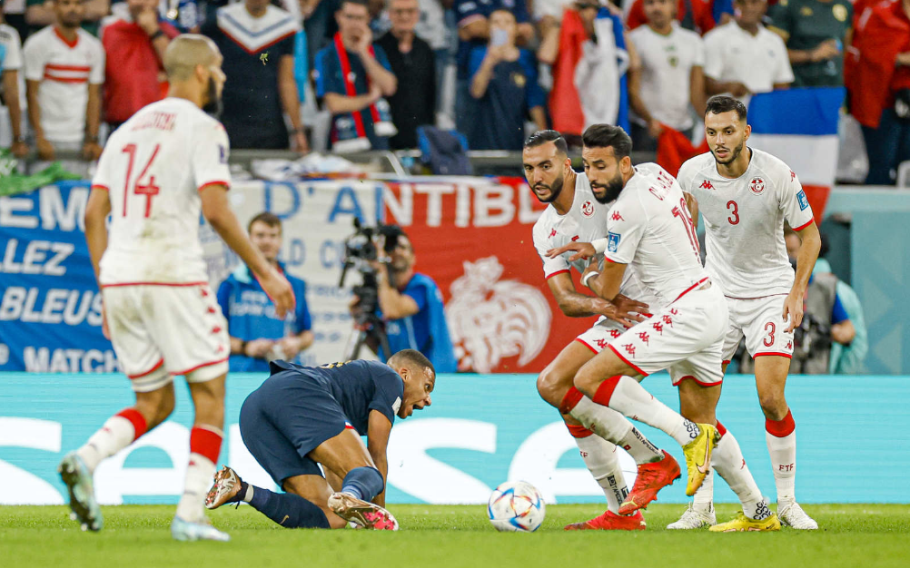 突尼斯国家队即时比分，世界杯以0比0与丹麦队互交白卷
