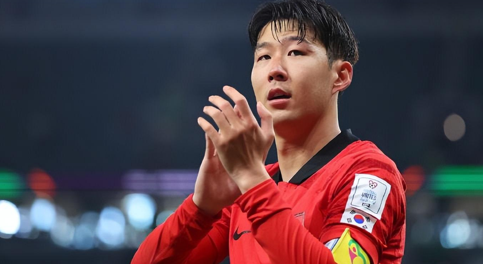 韩国世界杯赛事结束，球队携创造了第二次海外征战的载誉归来