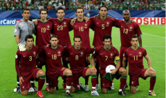 总裁C罗的告别之旅，葡萄牙想在世界杯重现辉煌，从小组出线开