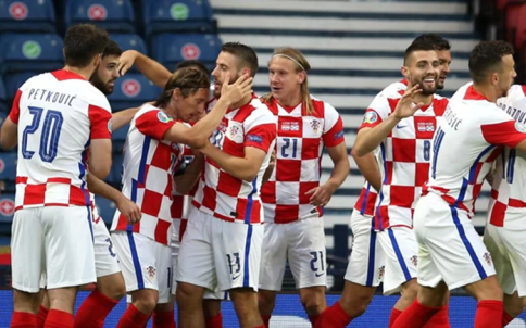 世界杯,克罗地亚,绚丽红白格,本土球员,FIFA,足球精神