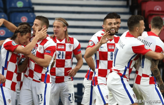 克罗地亚队足球直播,比利亚雷亚尔,巴萨,世界杯前瞻,世界杯