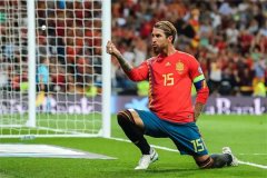 巴萨5-0世界杯埃瓦尔德梅西大四阿图尔立功西班牙国家男子足球