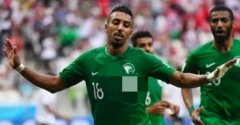 沙特阿拉伯球迷鼓励主队，期待他们世界杯取得好成绩