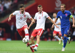 世界杯对阵利物浦前的伤病更新波兰国家队球迷
