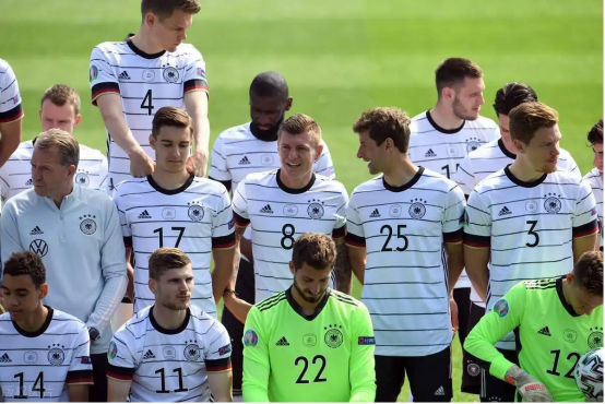 德国队球迷,德国世界杯,诺伊尔,克罗斯,基米希