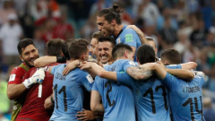 乌拉圭队对战法国队，世界杯赛场不仅严肃同样有趣事发生