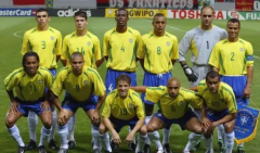 巴西足球队俱乐部老将再出征，世界杯上勇攀高峰