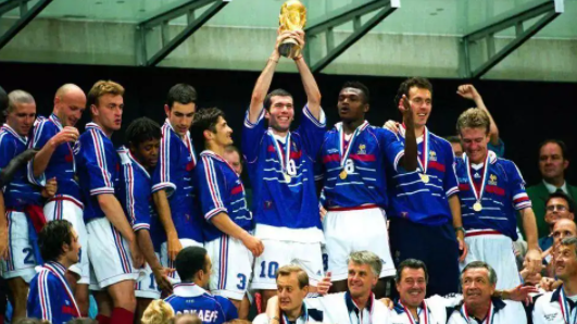 法国足球队,法国世界杯,比赛,小组赛,亚军