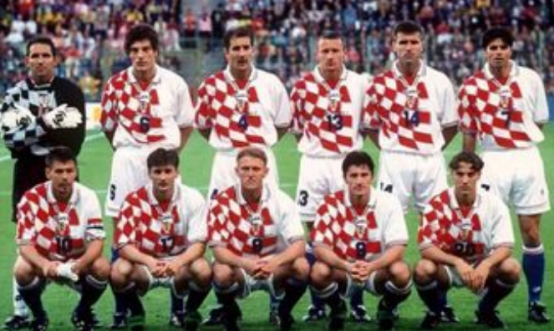 克罗地亚足球队,克罗地亚世界杯,举世瞩目,足球强国,拉卡杰特