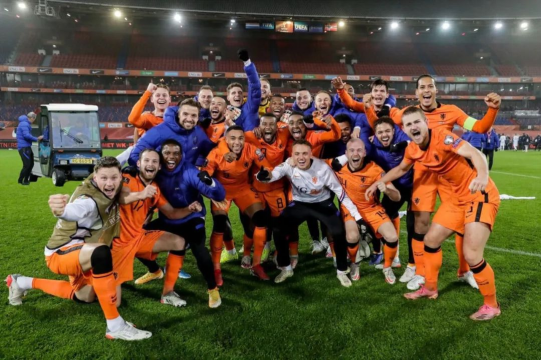 荷兰国家队阵容,荷兰国家队世界杯,范加尔,德容,德佩