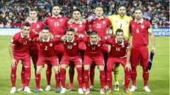 多特蒙德年轻后卫柯林斯拒绝世界杯邀请塞尔维亚国家队冠军