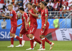 丹麦足球队表现出色,世界杯上晋级八强占优势