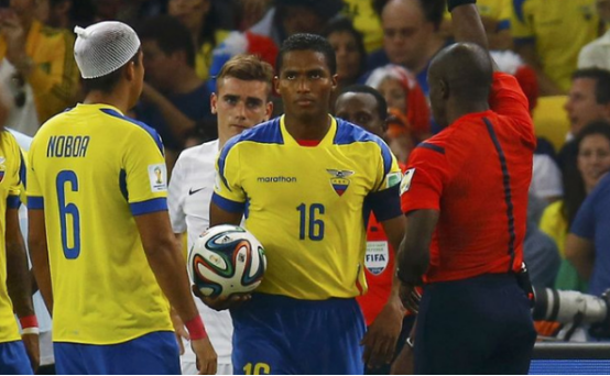 厄瓜多尔足球队,厄瓜多尔世界杯,秘鲁,哥伦比亚,乌拉圭