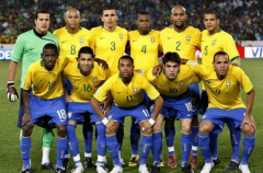 巴西国家足球队力挽狂澜，世界杯赛场上破云见日