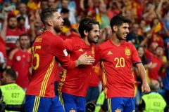 西班牙球队在欧洲杯中遭遇强大对手，2022卡塔尔世界杯值得期待
