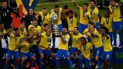 皮亚特·克为卡利亚里·帕奎塔首开纪录世界杯3-0巴西分析