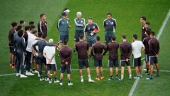 墨西哥队在2018年世界杯与德国队进行比赛时，球队信心十足