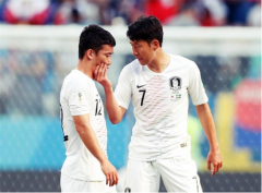 世界杯击败阿尔维斯距离冠军仅两胜韩国足球队高清直播在线免