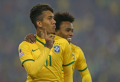 巴西男子足球队一路高歌猛进，世界杯上欲稳步晋级
