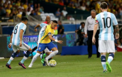 阿根廷国家队排除万难，世界杯上将奋力拼搏