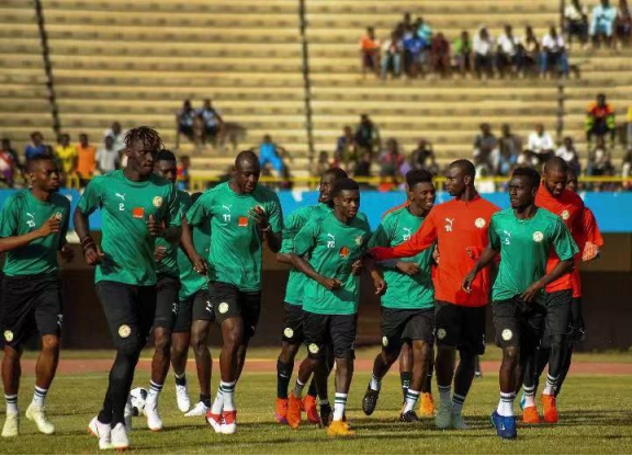 塞内加尔足球队,塞内加尔世界杯,首场比赛,库亚特,恩迪亚