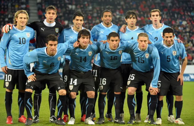 乌拉圭足球队,乌拉圭世界杯,球员,苏亚雷斯,巴西