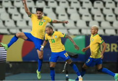 巴西足球队俱乐部实力平凡，世界杯的赛场上出线困难
