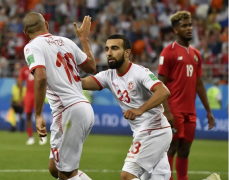 突尼斯足球队被西班牙轻松击败，世界杯小组出线是否有望