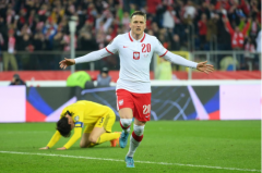 亨德森:对马内的黄牌感到失望眼睛盯着球这是无意的波兰世界杯