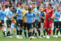 世界杯官方:聘请范德加和麦克拉伦为助教乌拉圭国家队2022世界