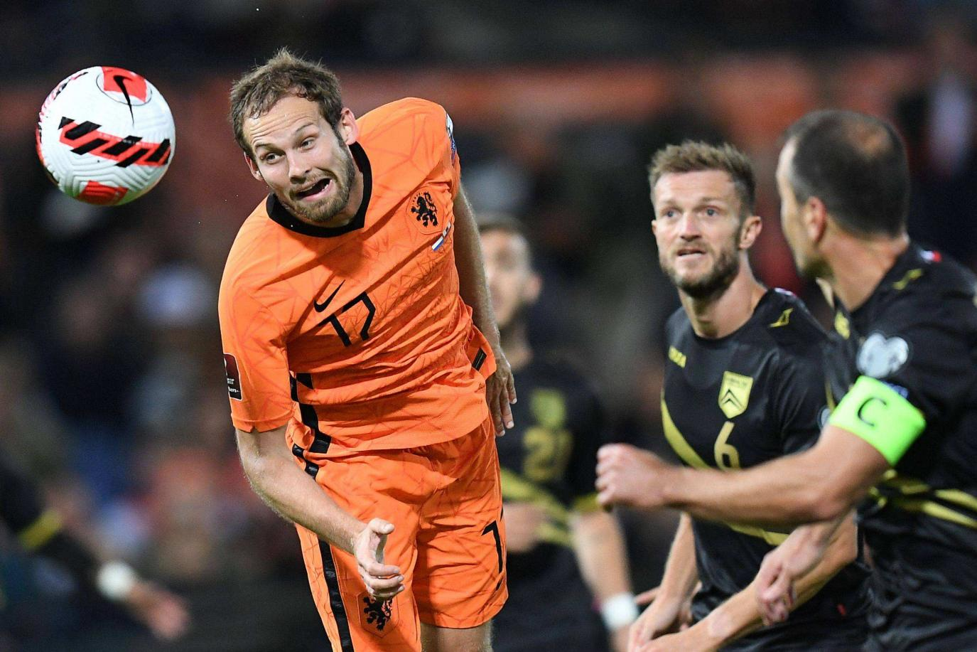 荷兰国家男子足球队视频集锦,荷兰世界杯,荷兰国家队,皮奥利,博努奇