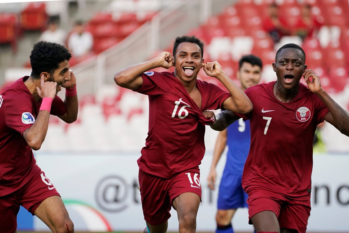 卡塔尔世界杯决赛预测卡塔尔国家队,卡塔尔世界杯,卡塔尔国家队,纸板,球迷