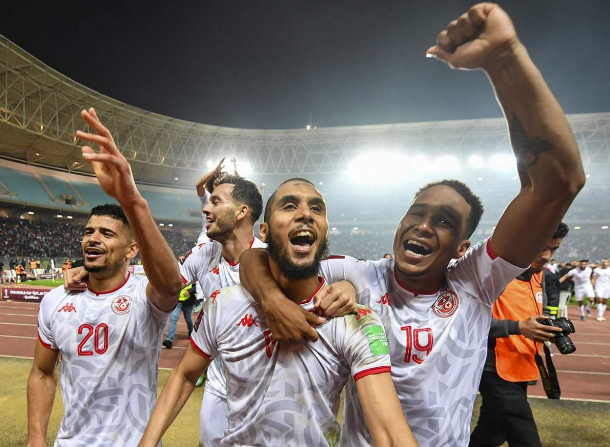 突尼斯球队,突尼斯世界杯,卫冕冠军,迦太基之鹰,袋鼠军团
