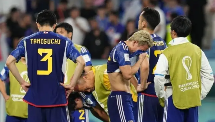 日本球队抢占世界杯“死亡之组”头名，亚洲人踢球也很牛